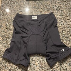 Montage padded cycling shorts size M.